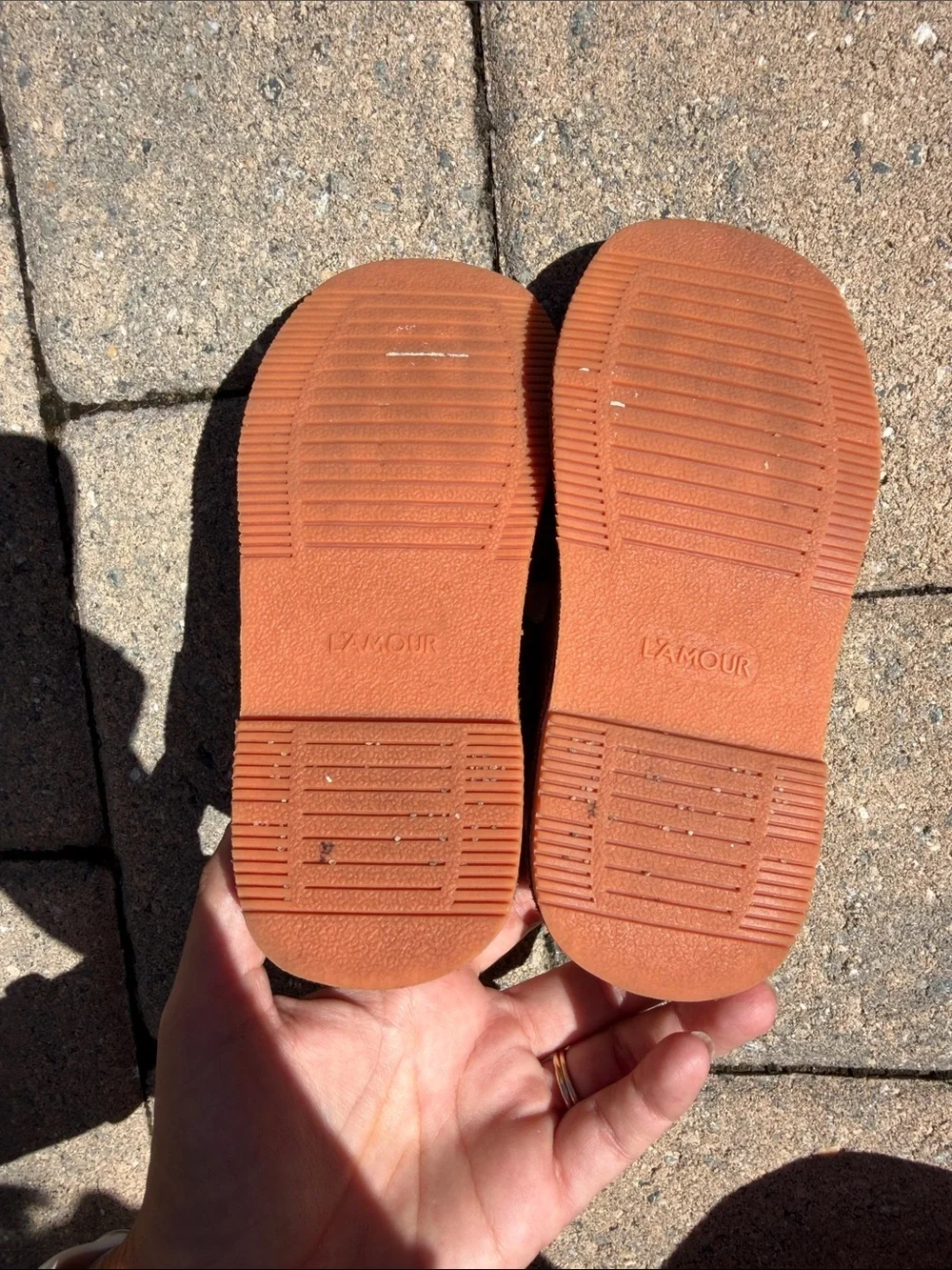 LAmour soft tan
